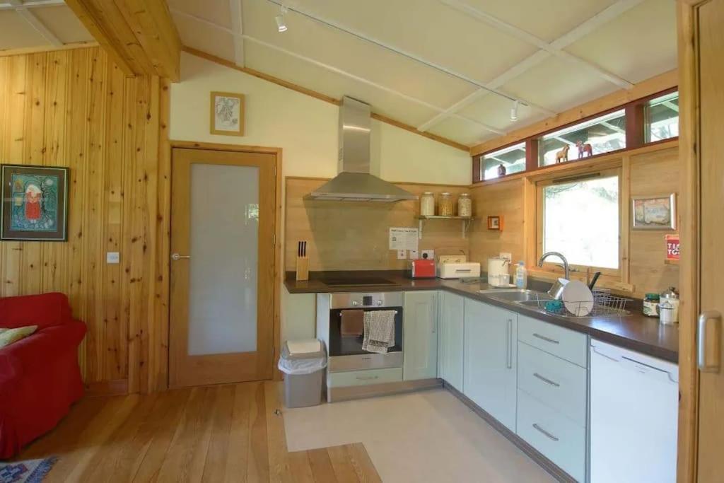 Findhorn Ecovillage Escape - Westwood Екстер'єр фото